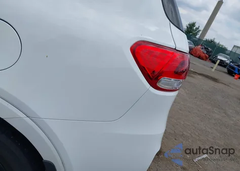 2018 Kia Sorento 3.3L Sx z USA, uszkodzony, nr VIN 5XYPKDA55JG429852